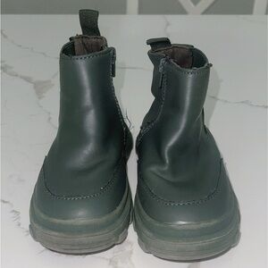 Zara Kids Boots – Dark Olive Green, Size 22, Comfortable & Durable